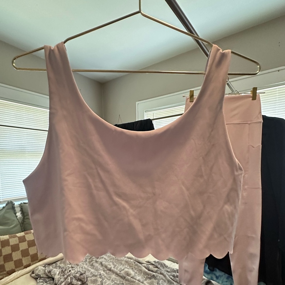 Aerie/OFFLINE Goals Scalloped Lilac Bra Top